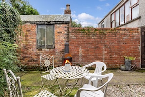 Cottage, Private Bathroom | Terrace/patio