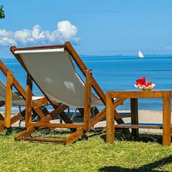 Private beach, sun-loungers, beach umbrellas, beach towels