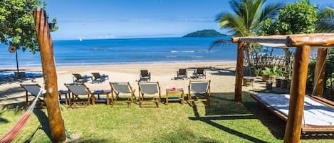 전용 해변, 일광욕 의자, 비치 파라솔, 비치 타월