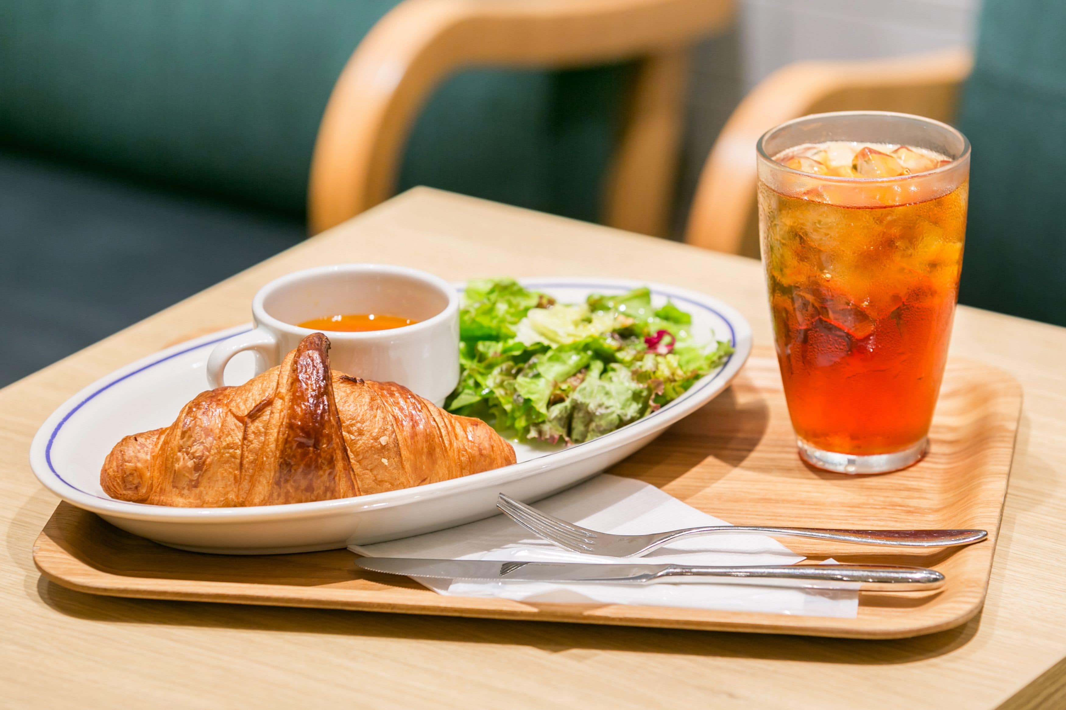 daily cooked-to-order breakfast (jpy 770 per person)