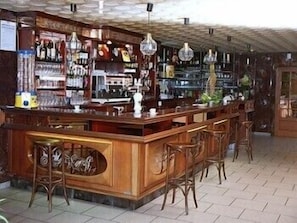 Bar (en la propiedad)