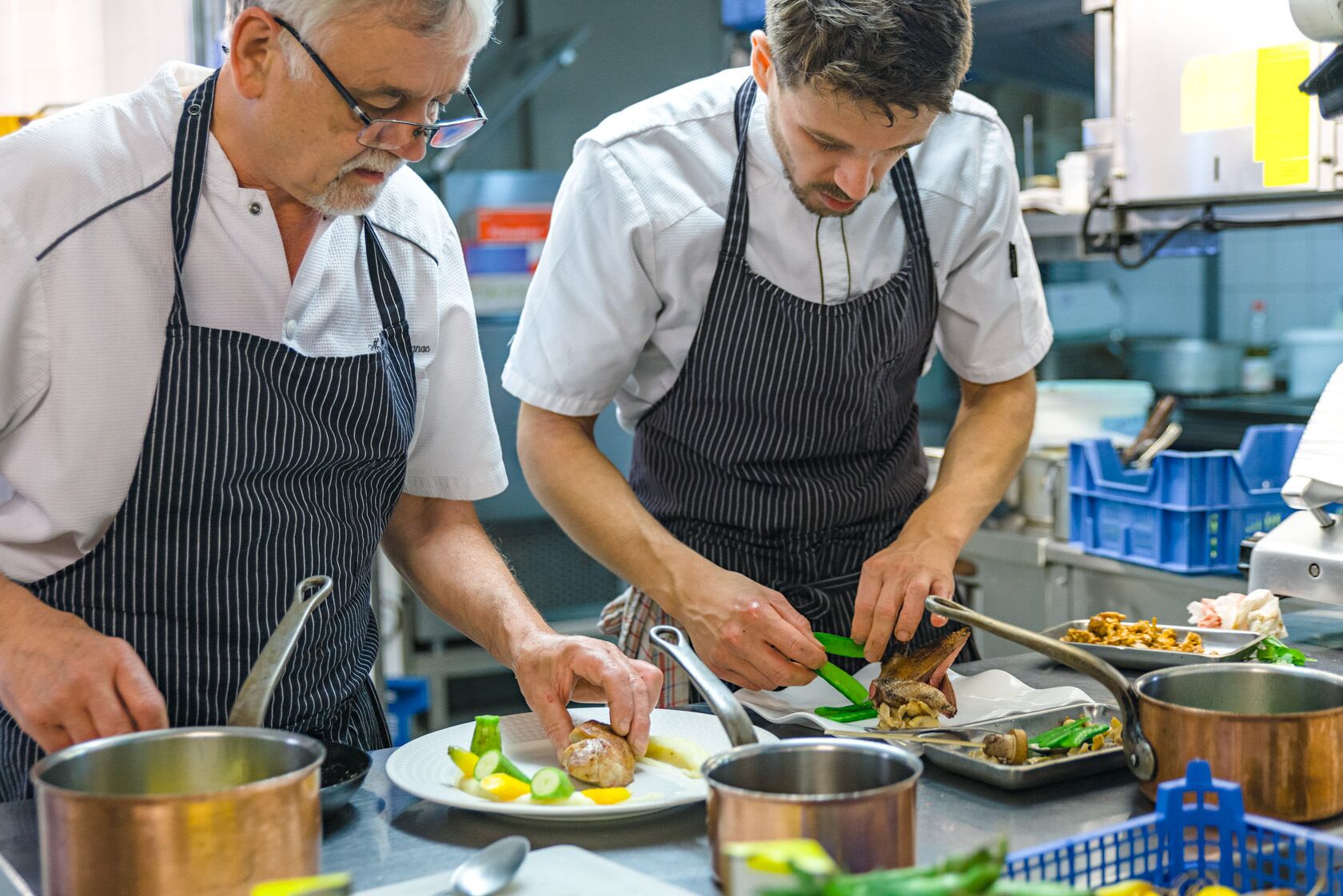 breakfast, lunch, dinner served; french cuisine