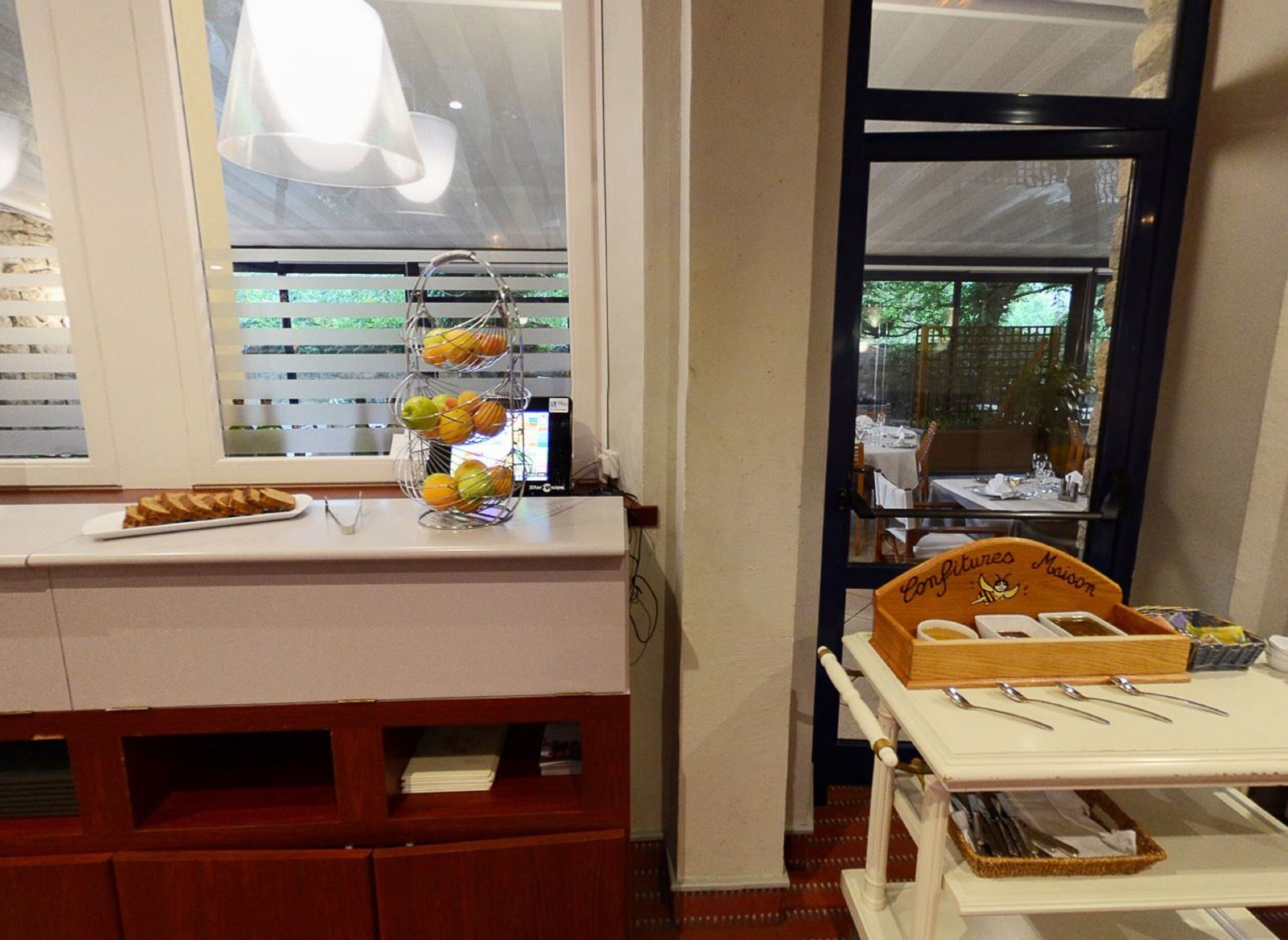 daily buffet breakfast (eur 10 per person)