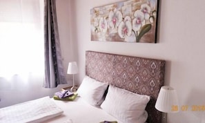 Classic Double Room, 1 Queen Bed