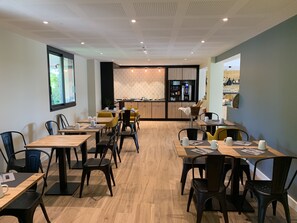 Daily buffet breakfast (EUR 12 per person)