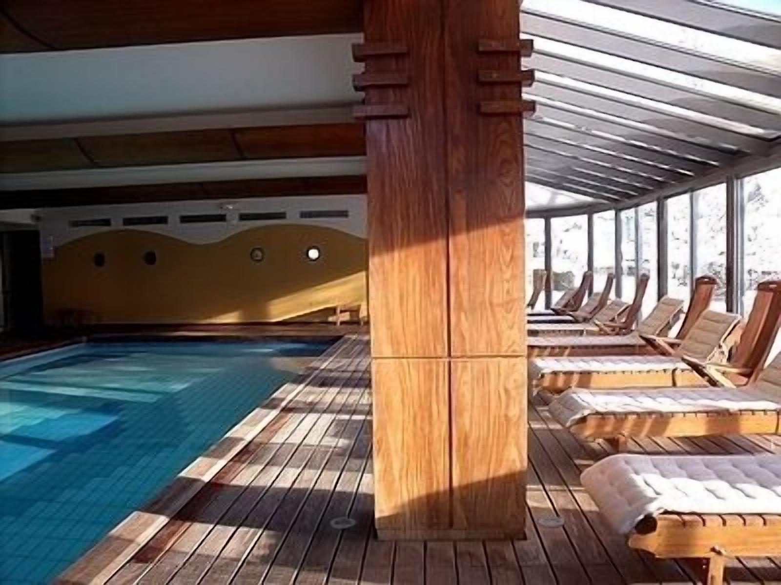 indoor pool, seasonal outdoor pool