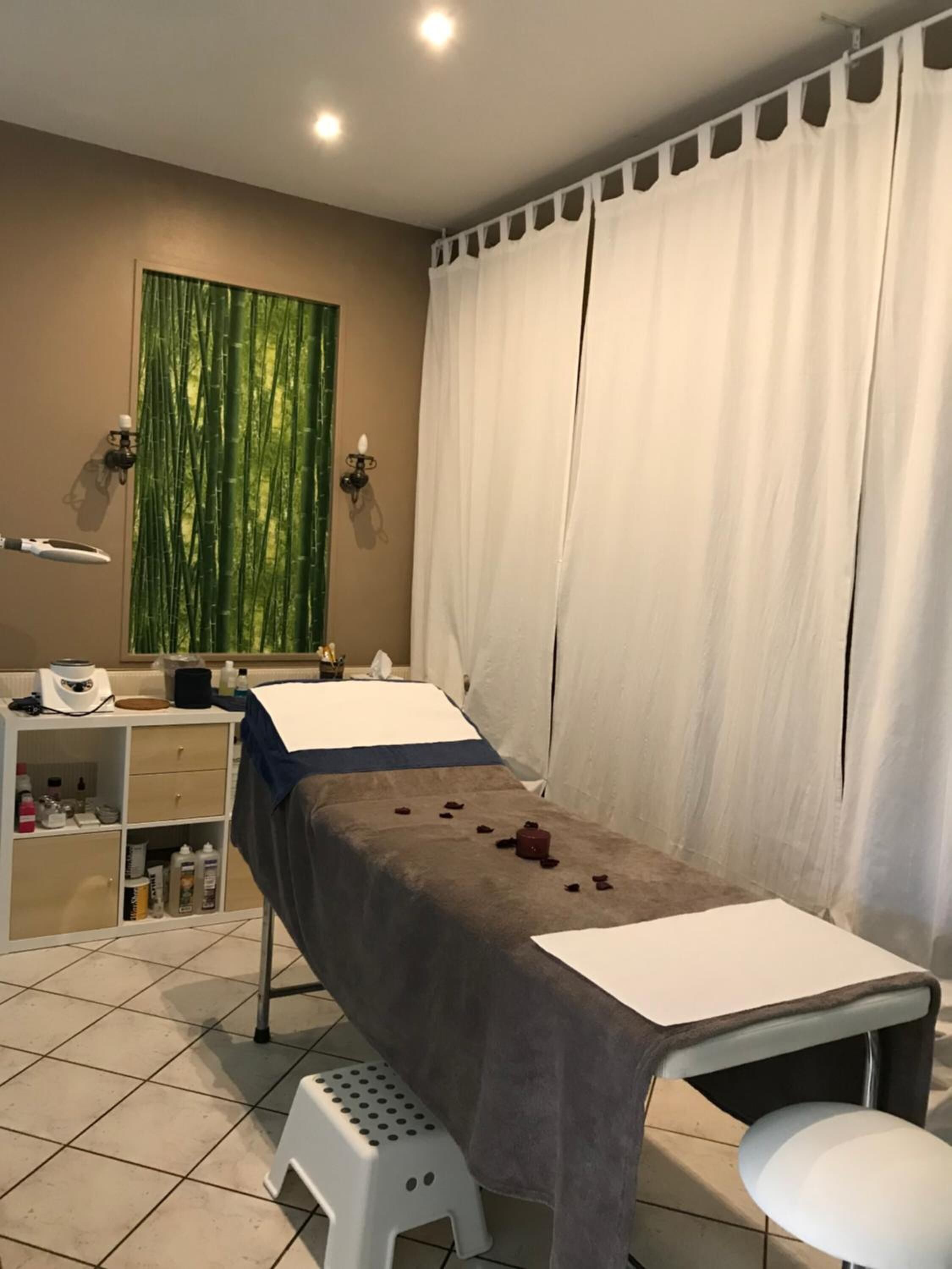 body treatments, body wraps, body scrubs, facials