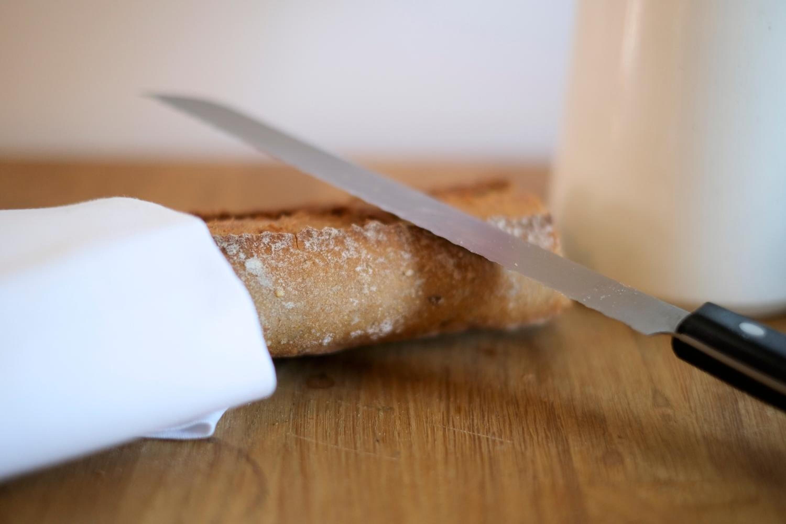 breakfast, lunch, dinner served; french cuisine