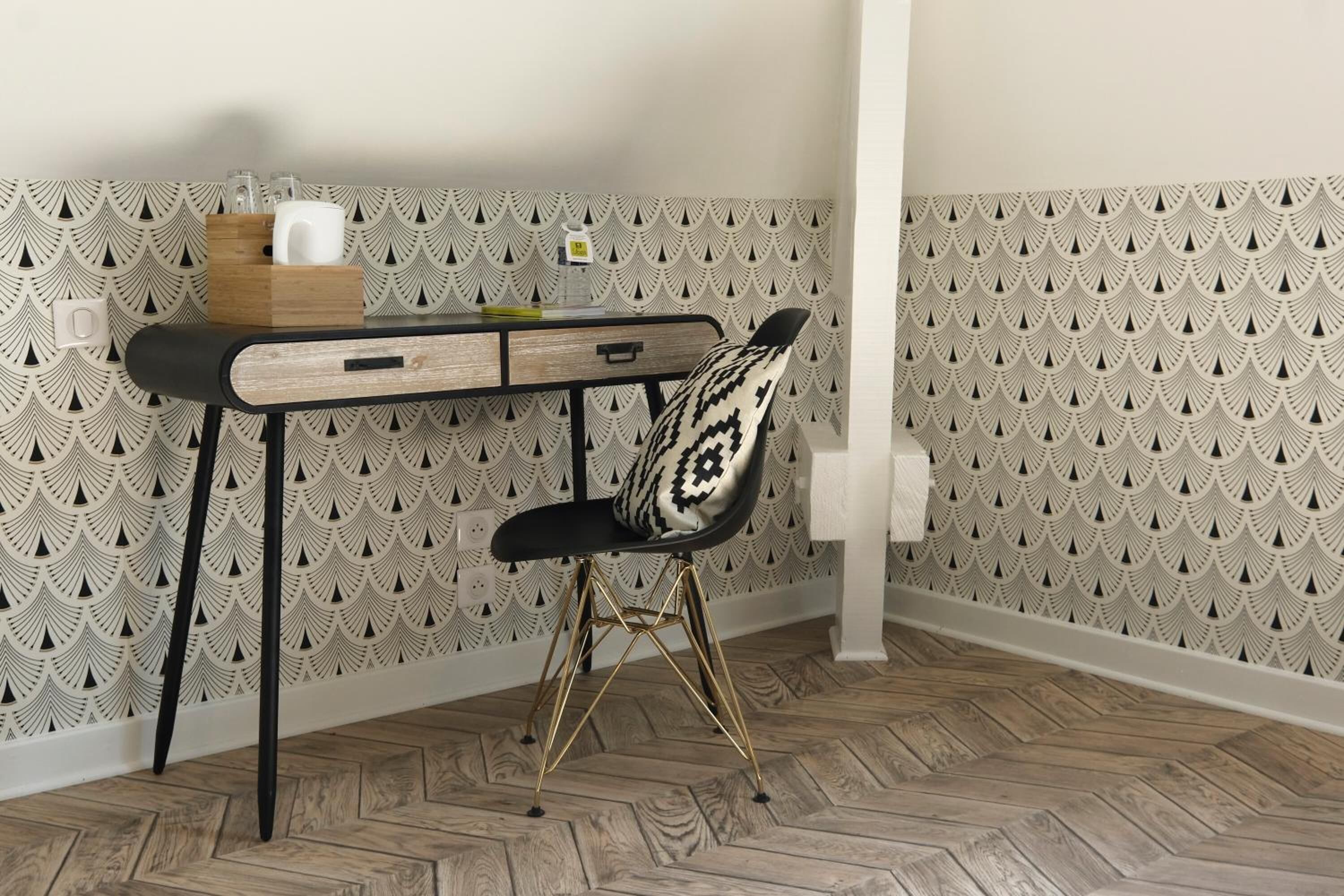 desk, blackout curtains, iron/ironing board, free wifi