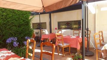 Terassi/patio