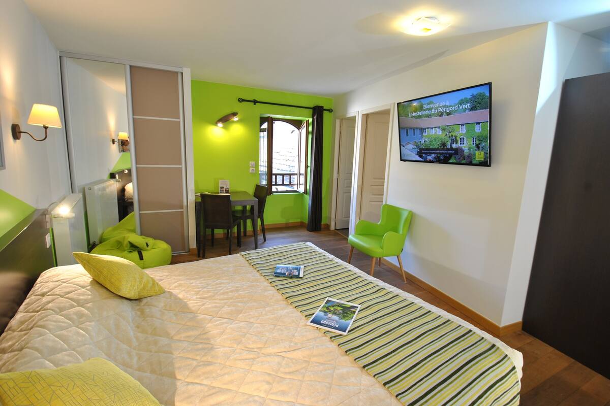 comfort double room | 1 bedroom, desk, soundproofing, free wifi