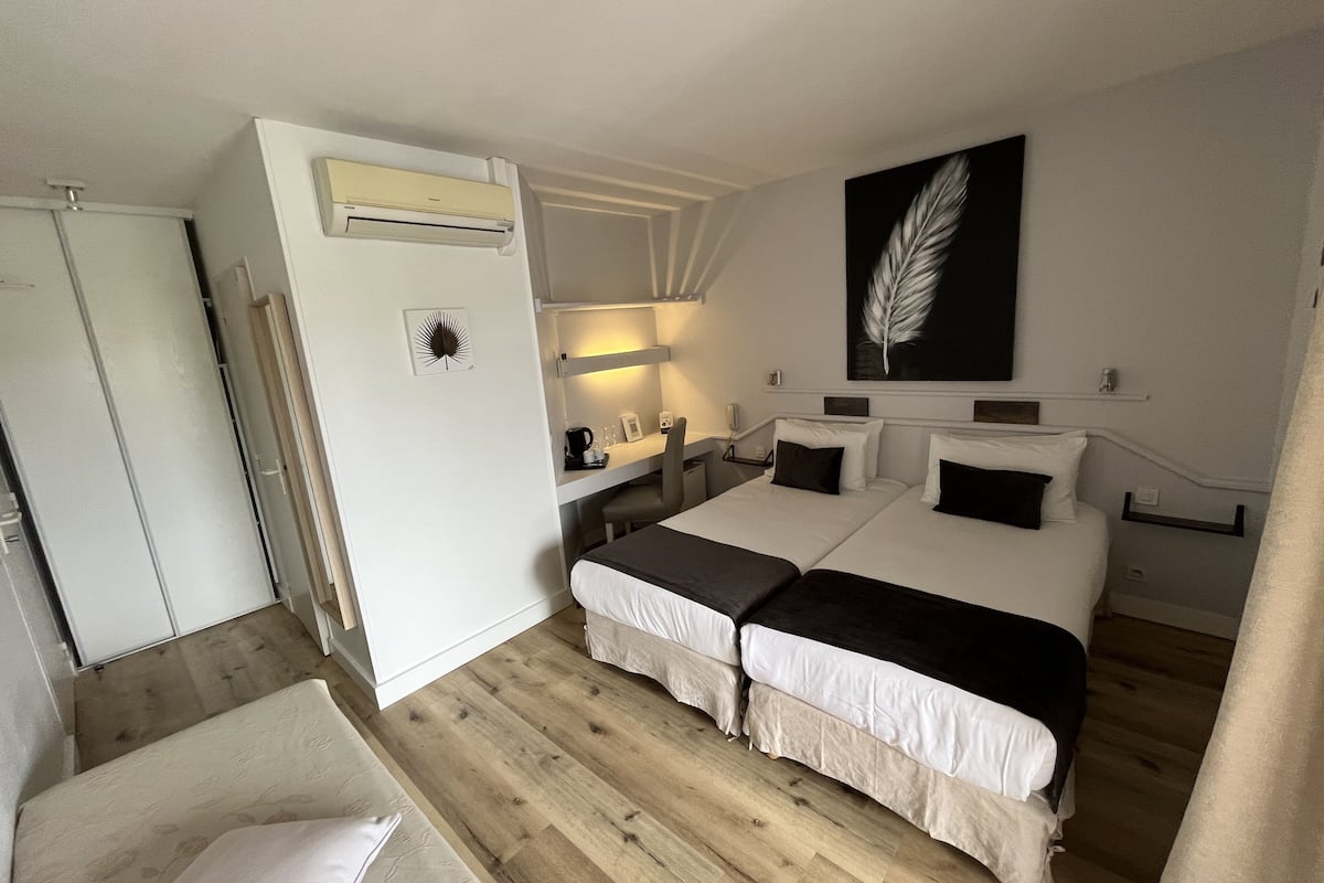comfort triple room | 1 bedroom, memory-foam beds, minibar, individually decorated