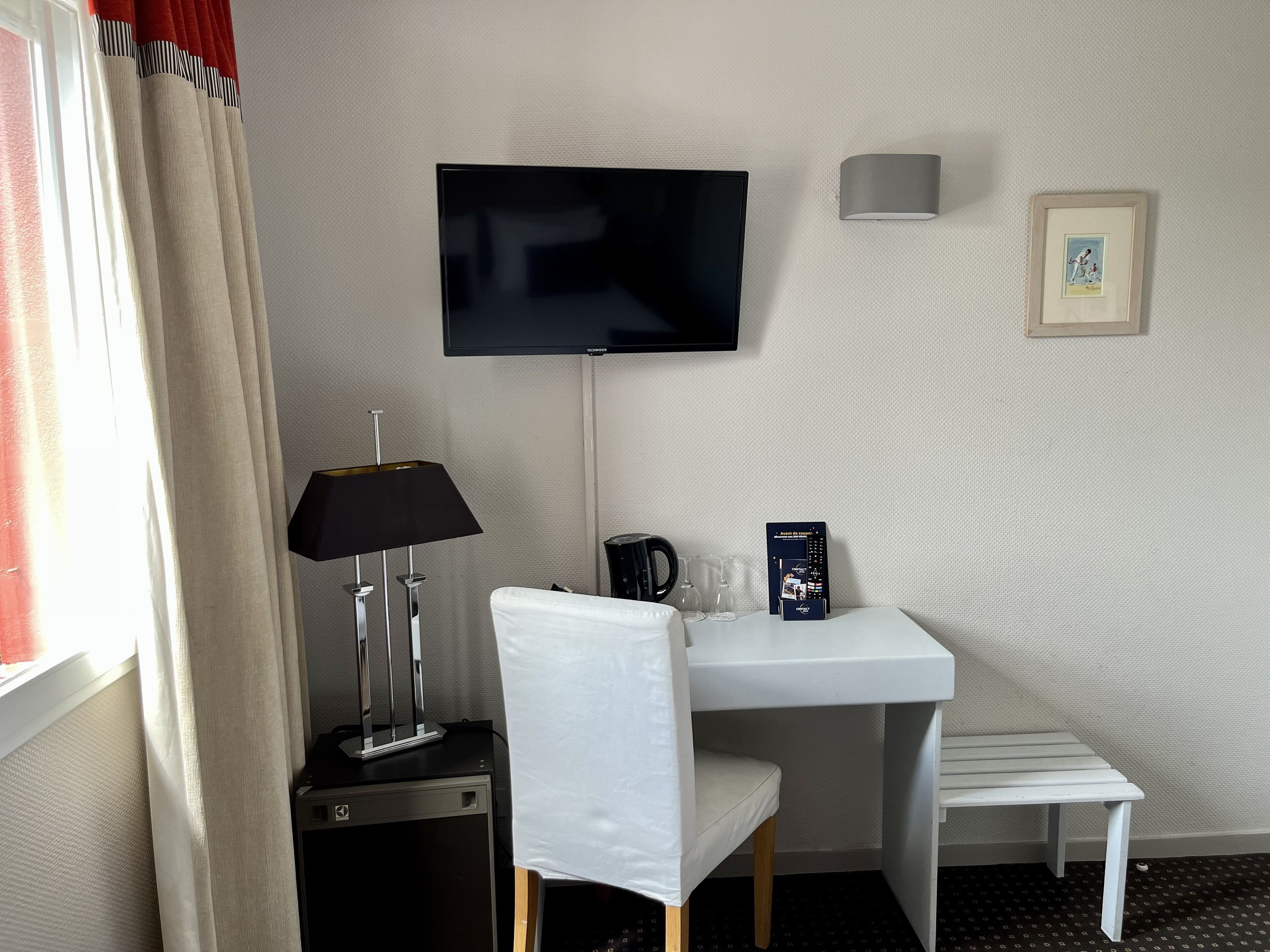 basic double room | 1 bedroom, memory-foam beds, minibar, individually decorated