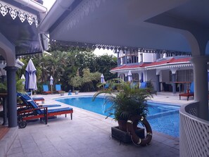Balcony view - Chateau Sans Souci (Praslin Island)