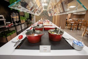 2 Restaurants, Frühstück