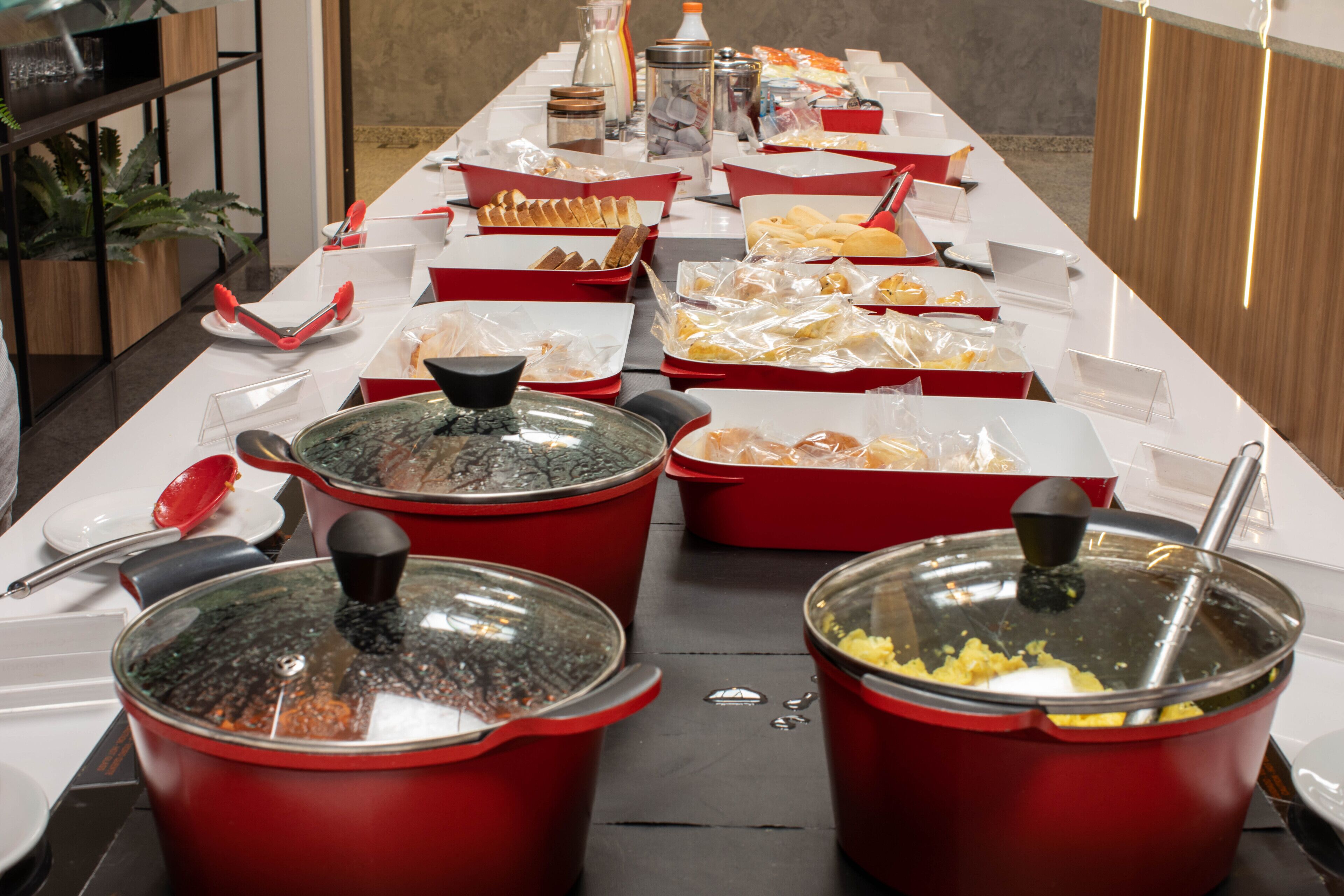 Photo - Summit Hotel Monaco