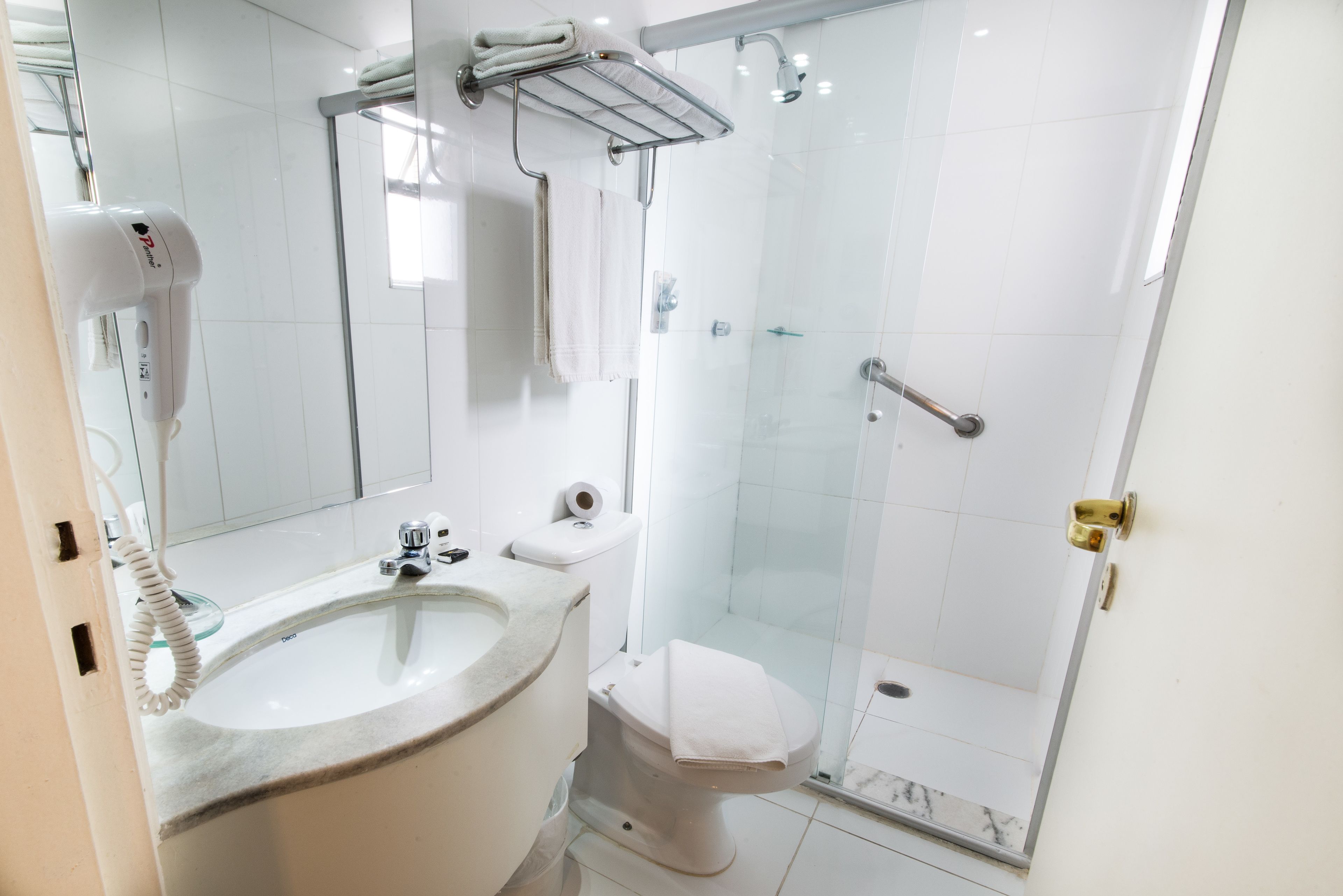 Photo - Summit Hotel Monaco