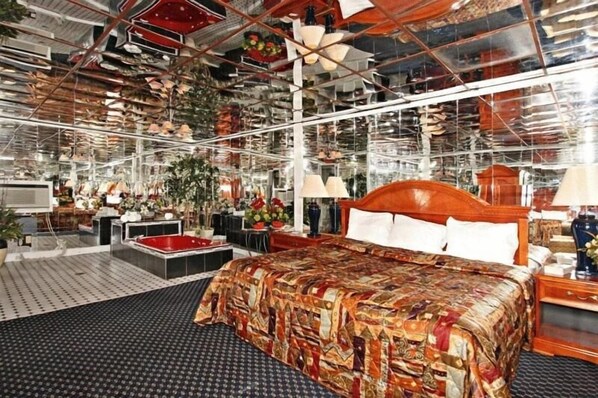 Blackout drapes, soundproofing, free WiFi, bed sheets