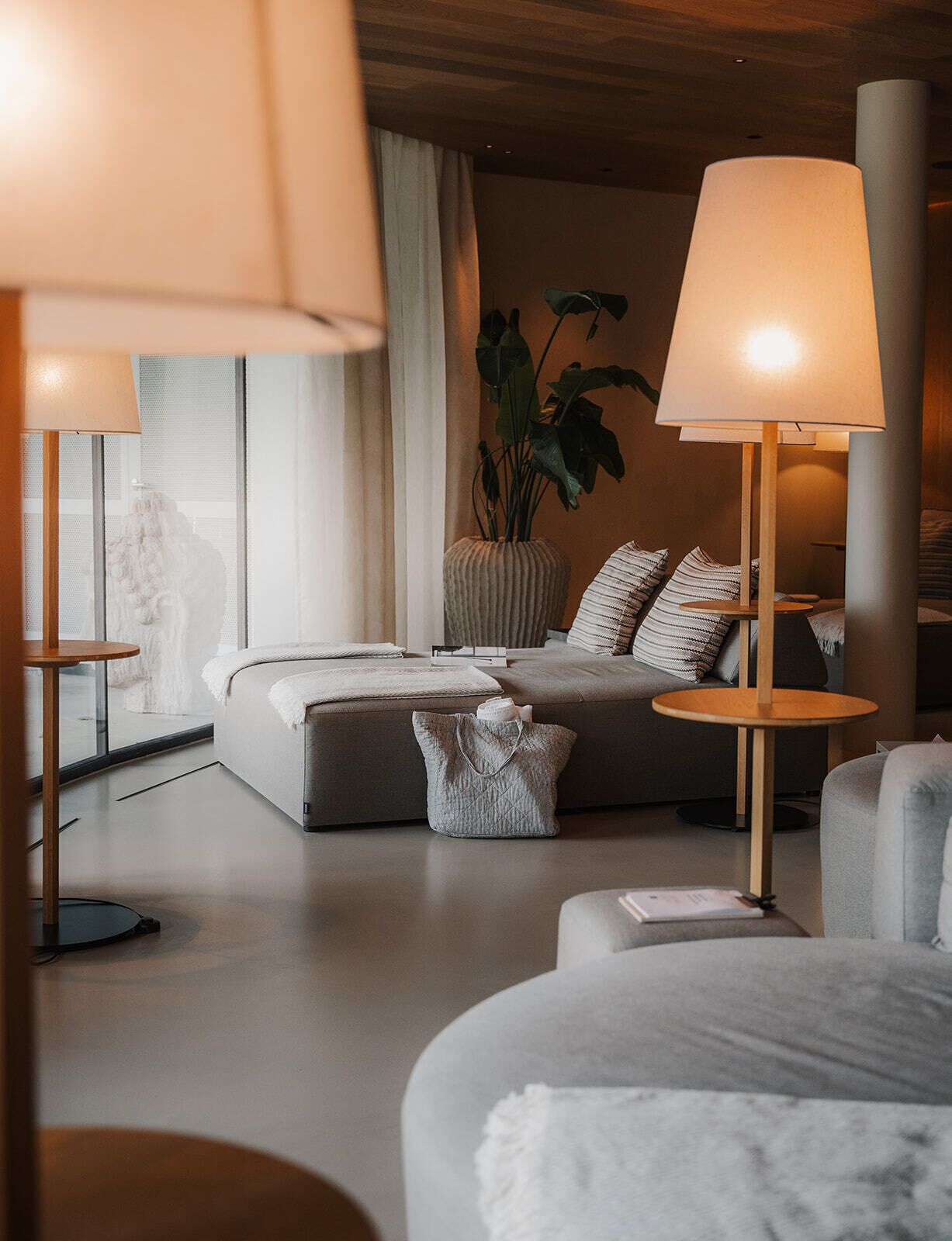 Spa-Außenbereich, Sauna, Whirlpool, Dampfbad, Körperbehandlungen