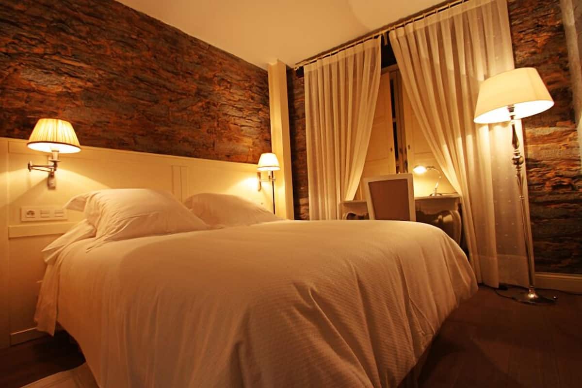 Standard Single Room | 1 bedroom, premium bedding, memory foam beds, in-room safe