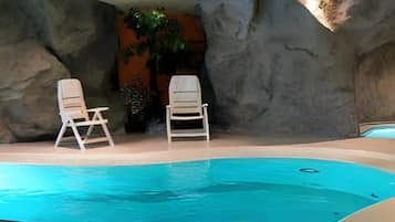 Indoor pool, outdoor pool