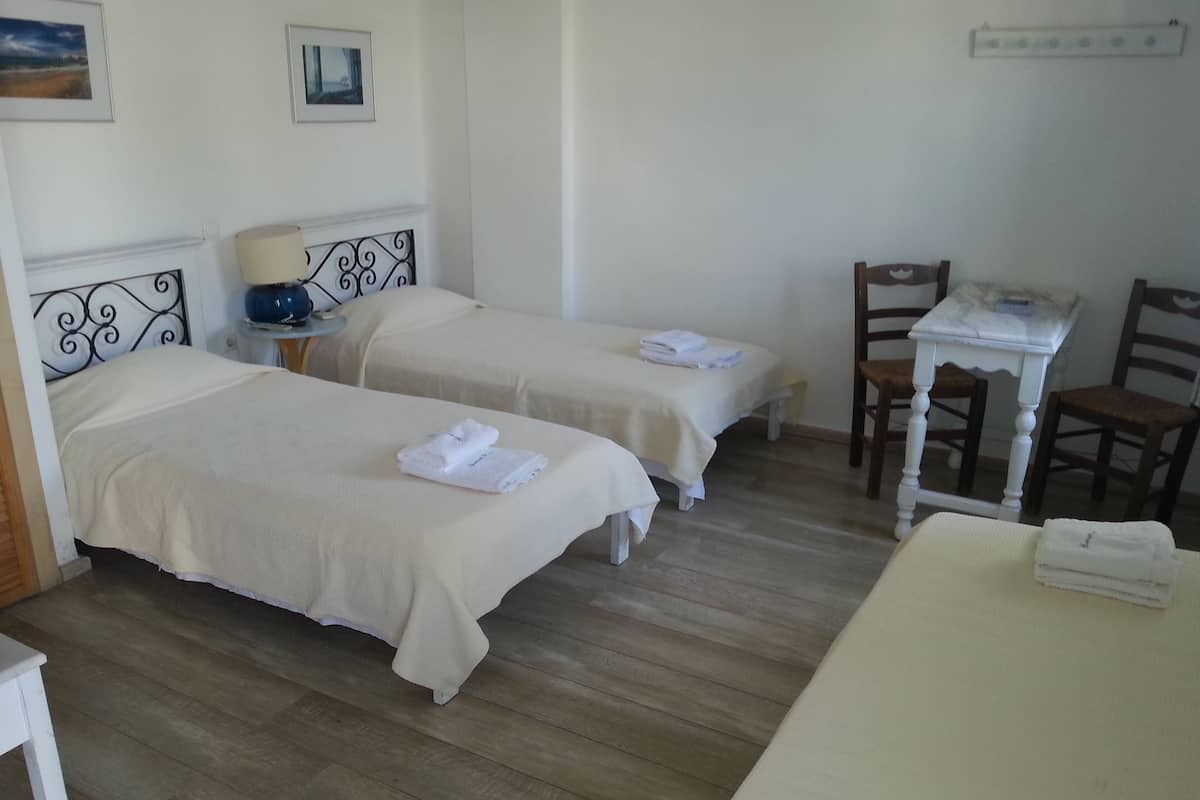 Studio, Garden View (4 persons) | Terrace/patio