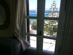 Appartement Duplex, plusieurs chambres, fumeurs, dans la tour | Literie de qualité supérieure, coffres-forts dans les chambres