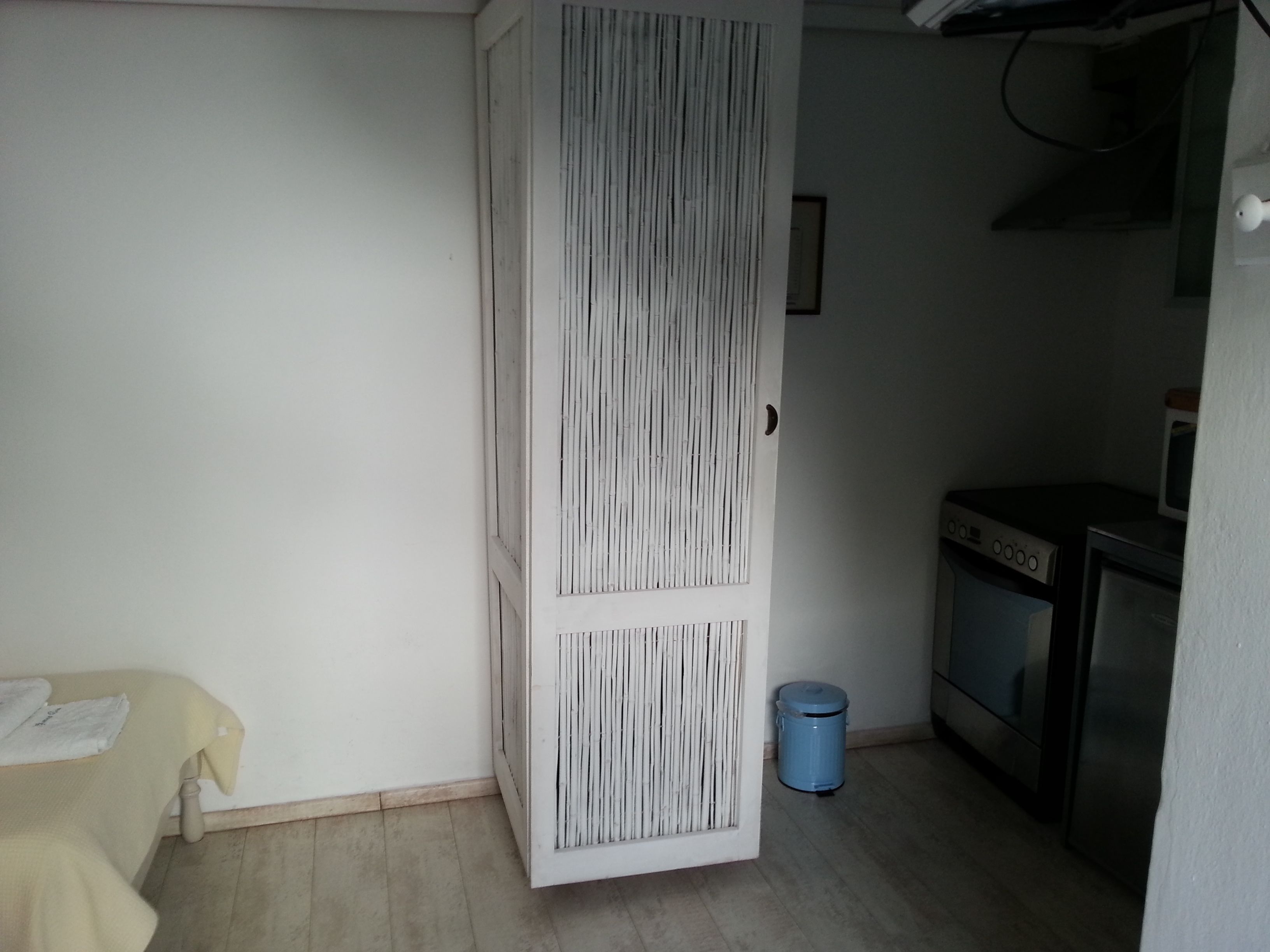 studio, garden view | private kitchenette