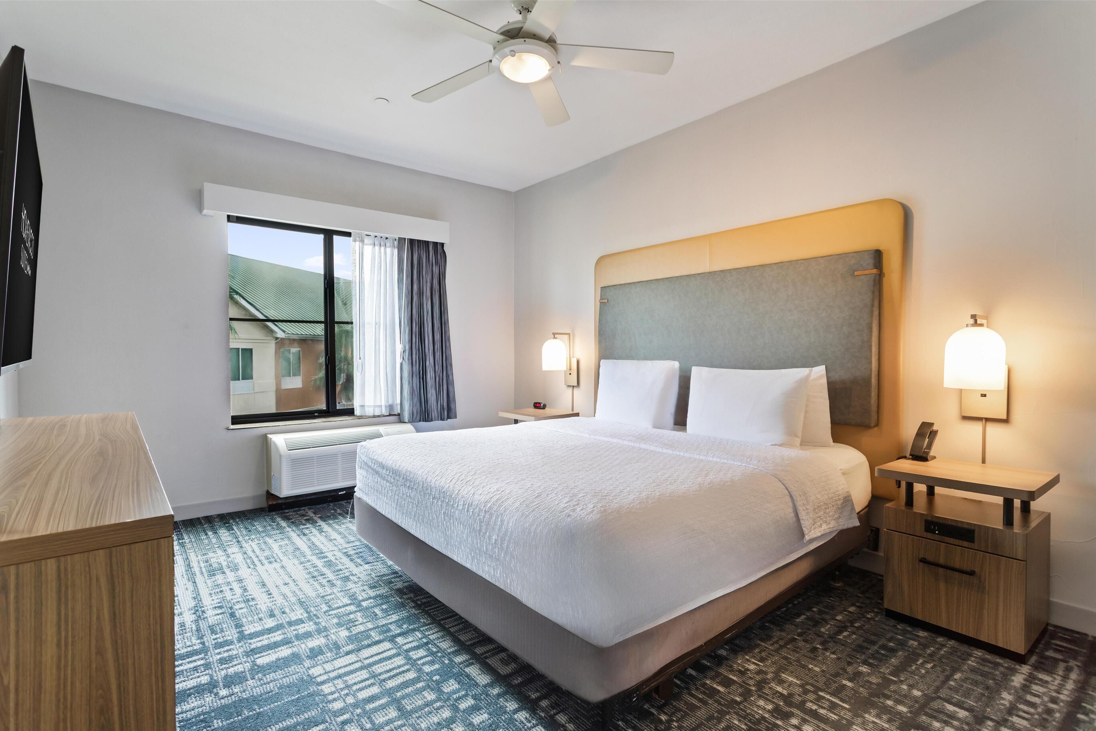 suite, accessible, non smoking | in-room safe, desk, blackout curtains, iron/ironing board