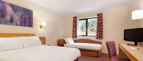 書桌、免費搖籃/嬰兒床、免費無線上網、床單