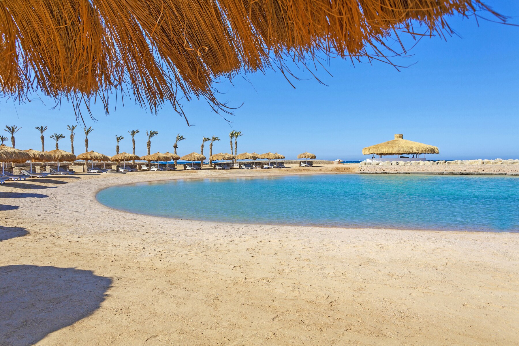 Private beach, sun-loungers, beach umbrellas, beach towels