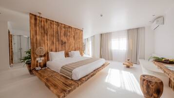 Livin` it Up Suite | 1 makuuhuone, minibaari, tallelokero huoneessa