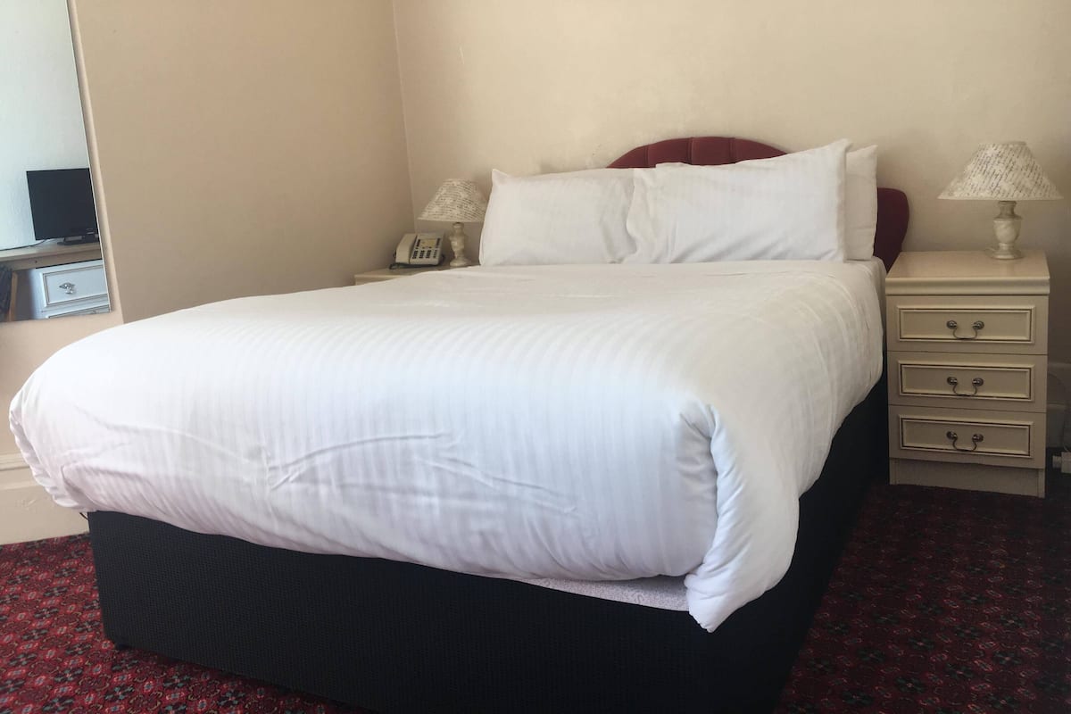 Kamar Triple (Room10)