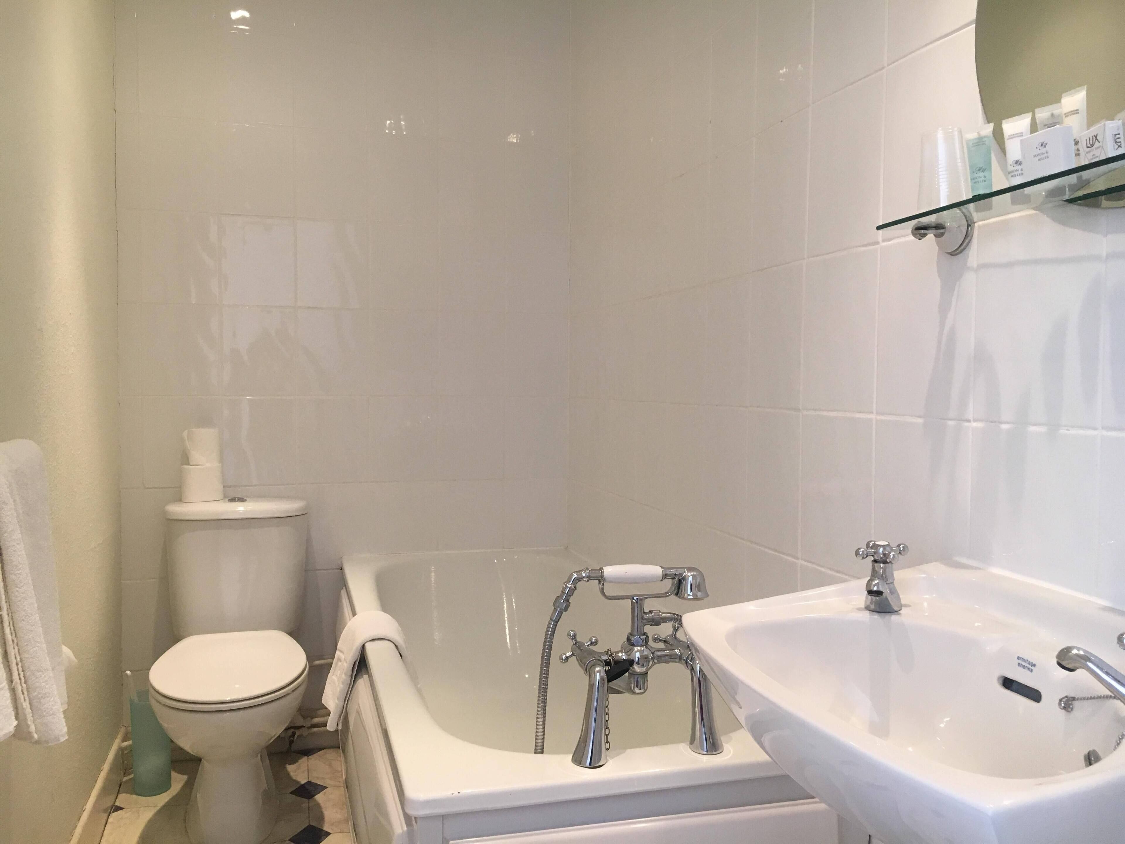 triple room (room10) | 1 bedroom