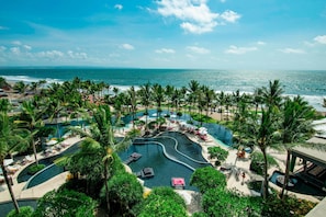 Außenpool, Liegestühle