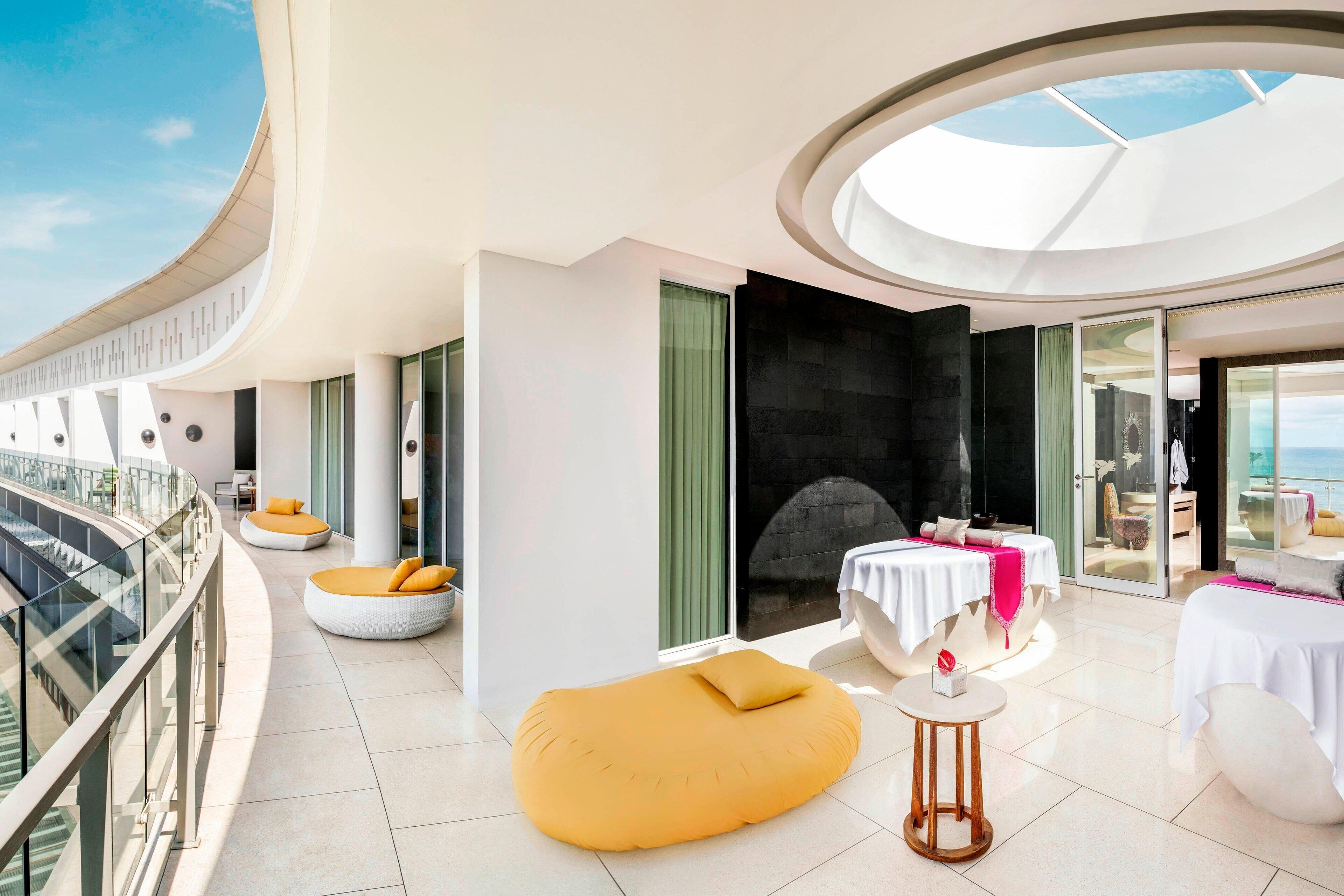 panoramic suite, 2 bedrooms, non smoking, ocean view (balcony) | bathroom | separate bathtub and shower, deep-soaking bathtub, rainfall showerhead