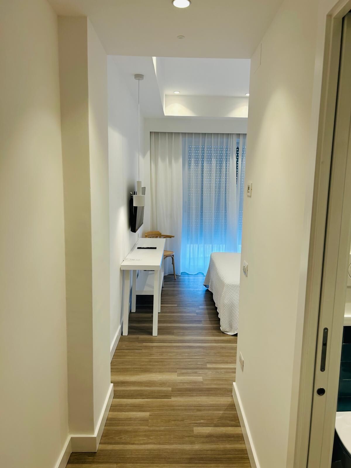 特色客房, 陽台, 海景 | 高級寢具、記憶床墊、迷你吧、客房內保險箱