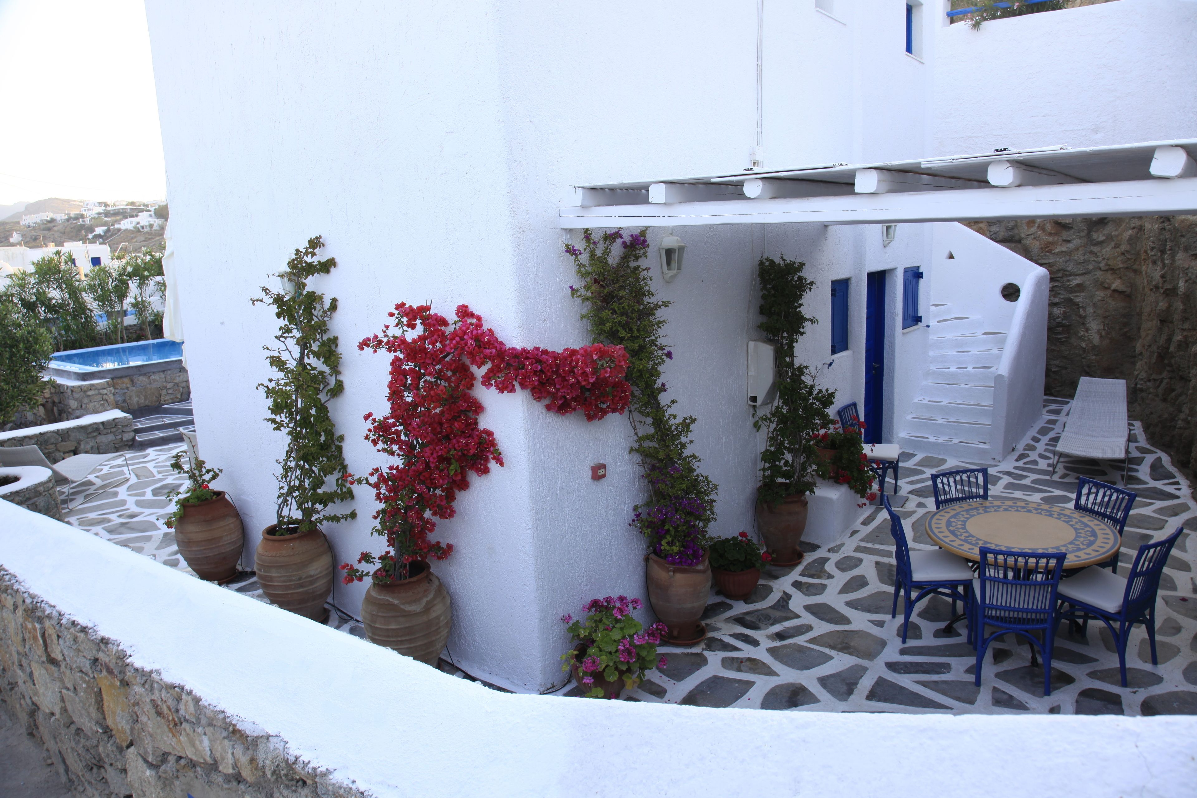 Villa, alberca privada, vista al mar | Terraza o patio