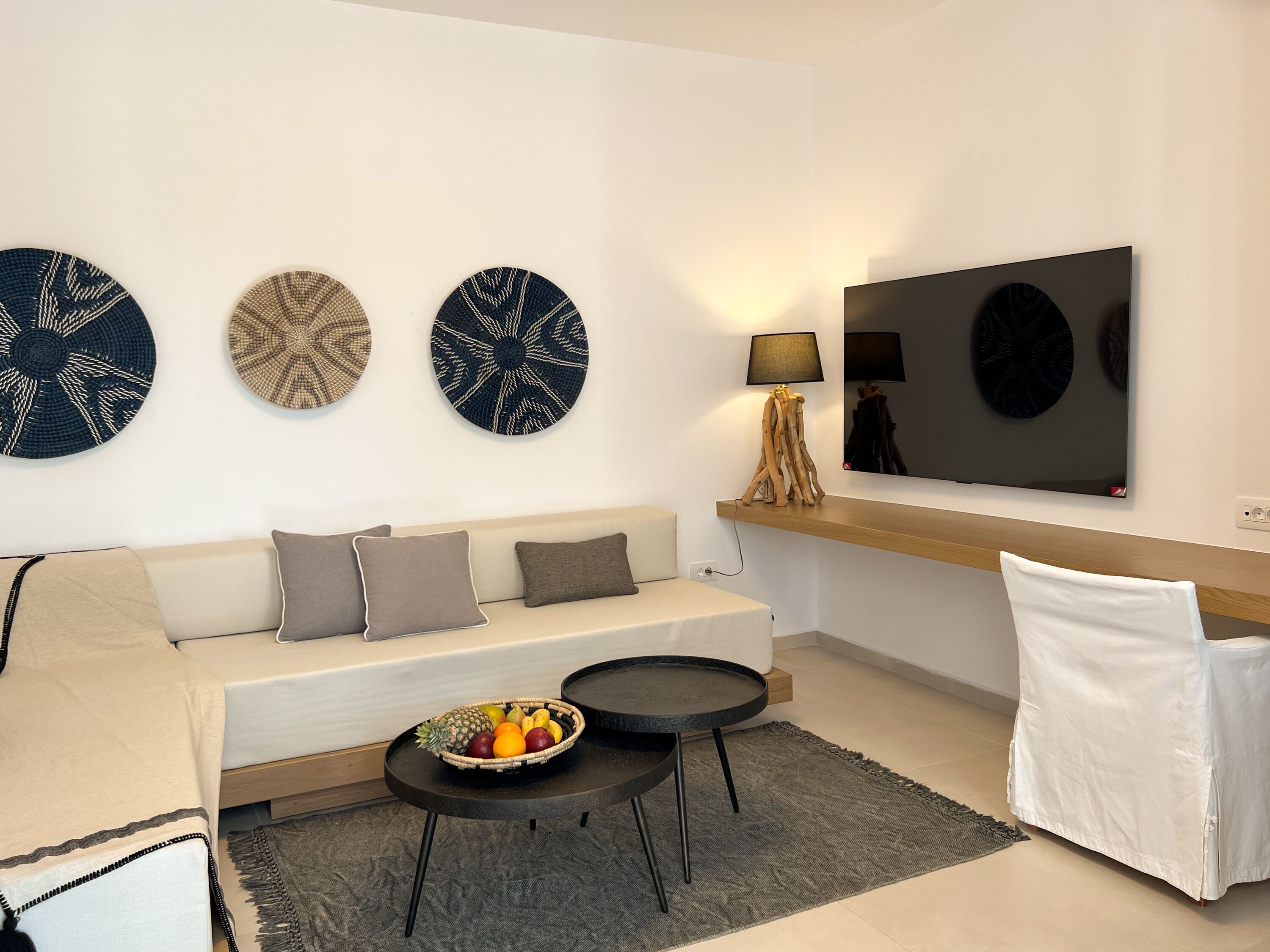 1 bedroom, premium bedding, minibar, in-room safe