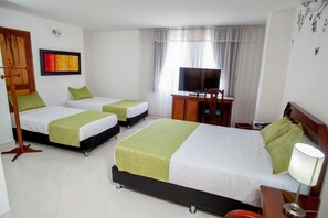 4 bedrooms, minibar, in-room safe, desk