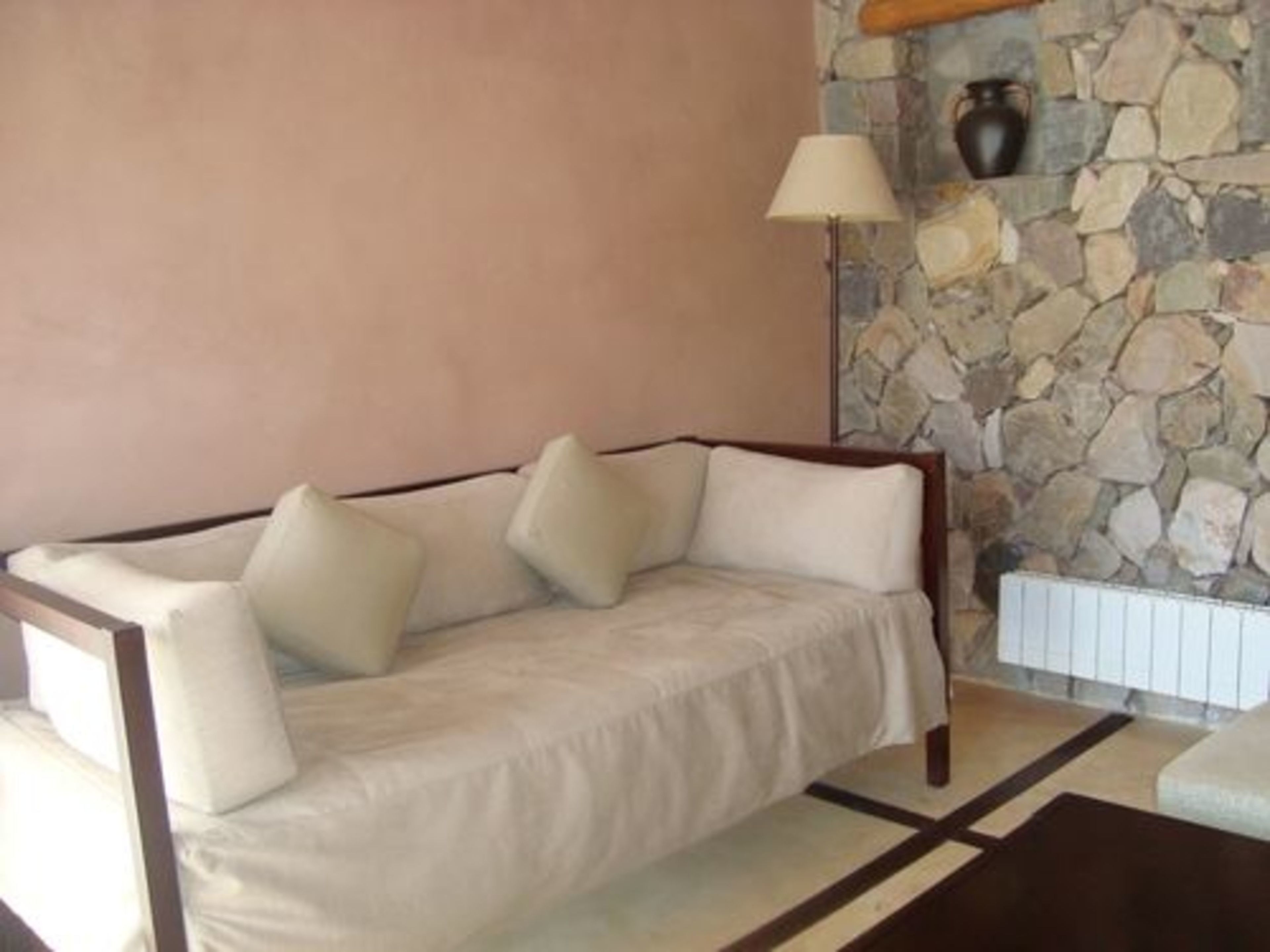 premium suite | down duvets, minibar, in-room safe, individually furnished