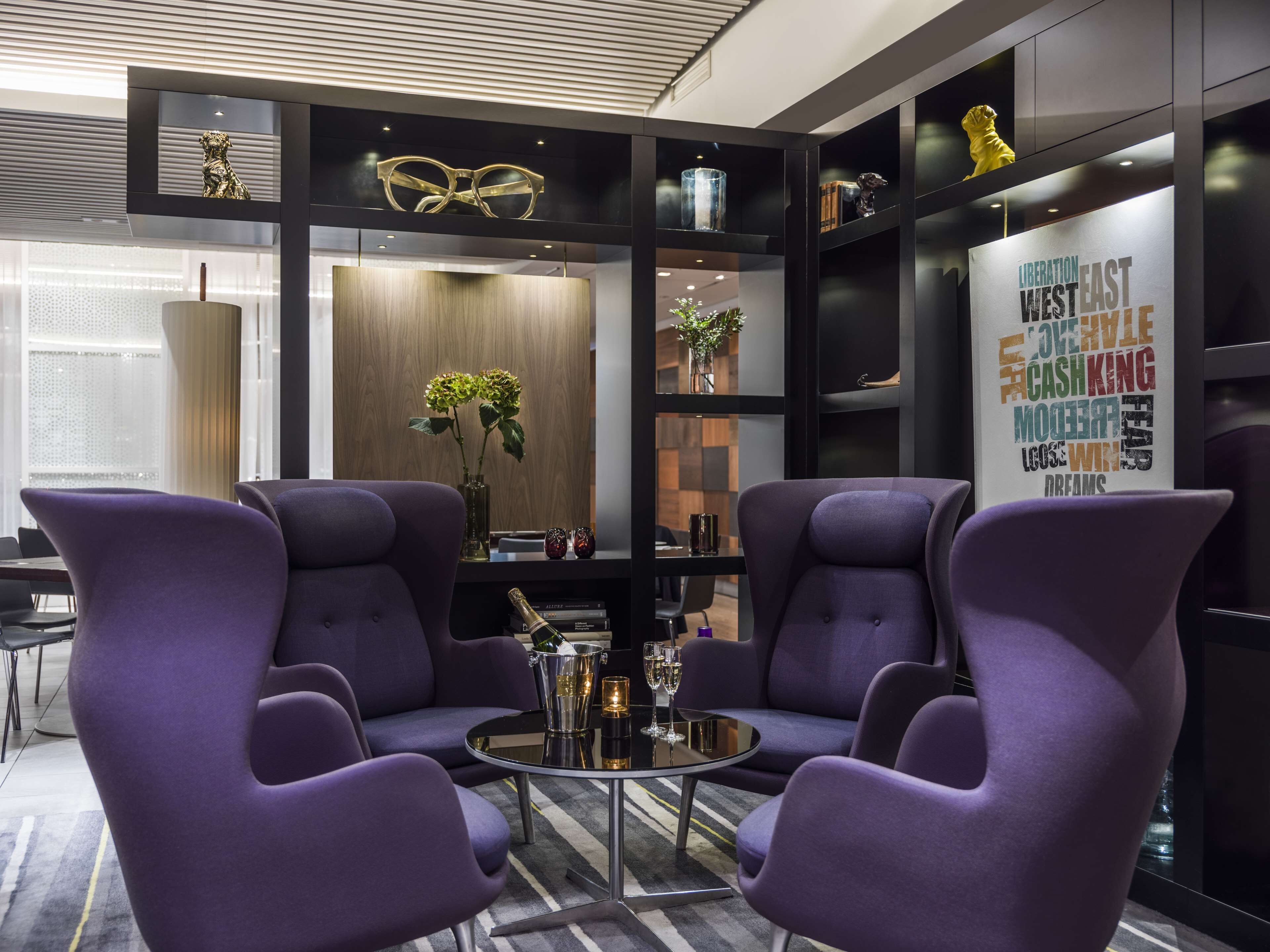 Breakfast, lunch and dinner served