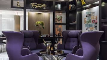 Breakfast, lunch and dinner served