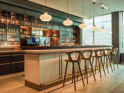 Radisson Blu Waterfront Hotel