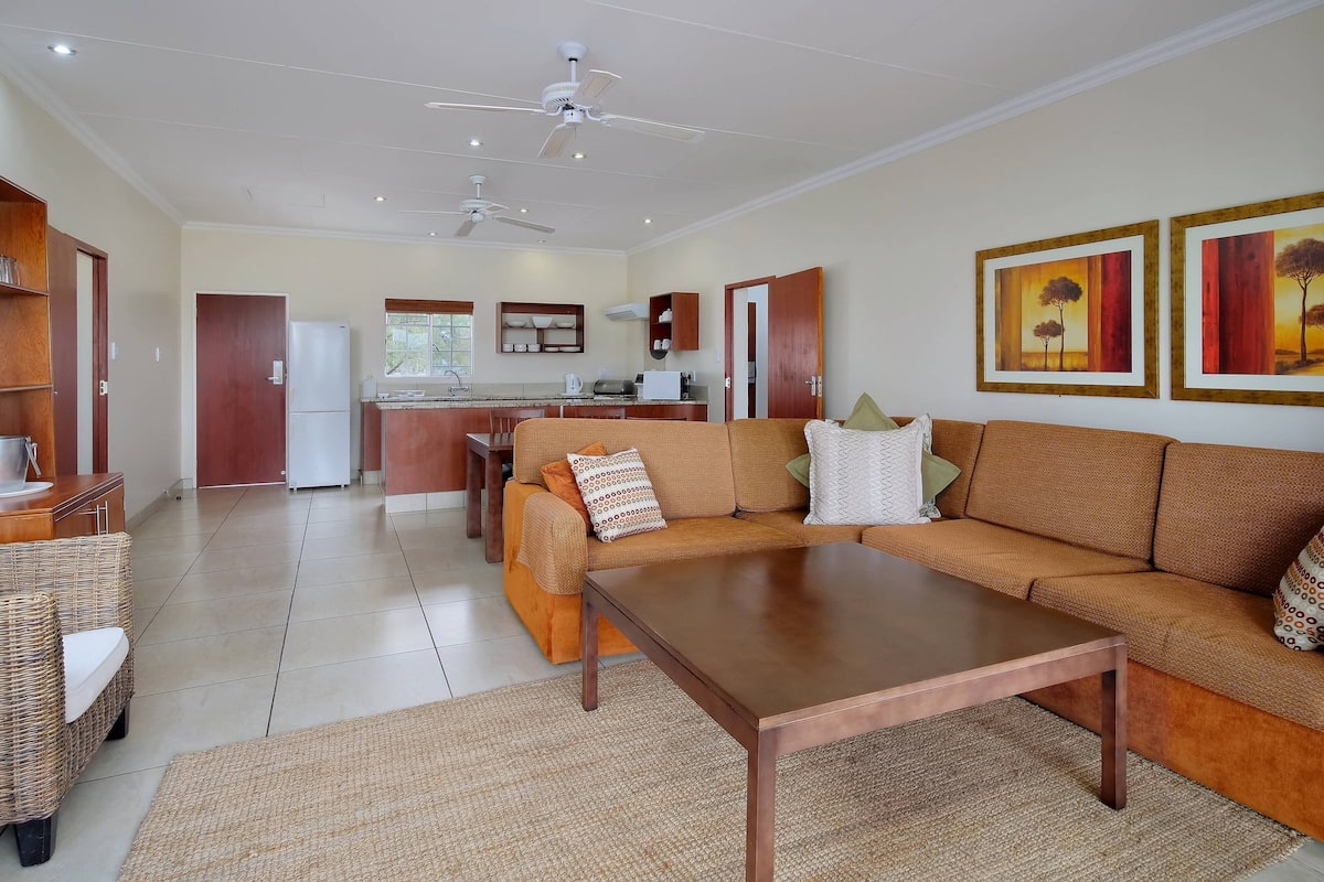 Chalet, 1 Double Bed, Golf View | Living area | 32-inch LCD TV with satellite channels, TV, DVD player