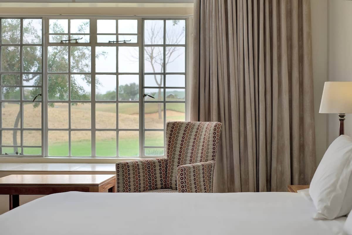 1 bedroom, premium bedding, down duvets, in-room safe