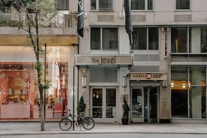 Front of property - The Jewel Hotel, New York (New York)