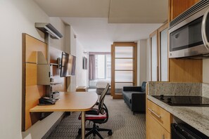 Deluxe Suite, 1 Queen Bed, Kitchenette | Premium bedding, in-room safe, desk, laptop workspace - The Jewel Hotel, New York (New York)