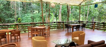 Cedar Park Rainforest Resort