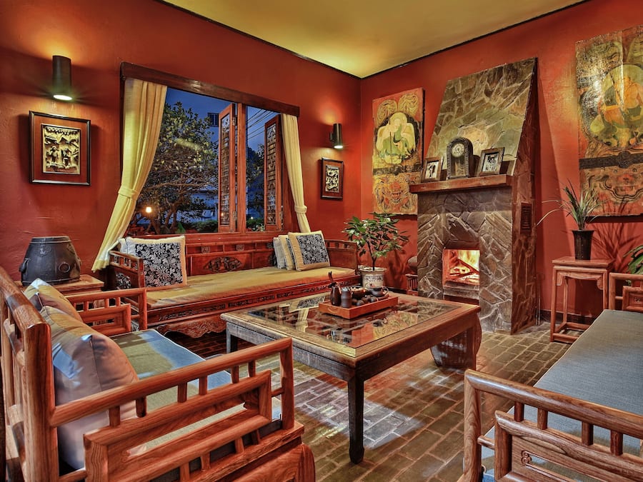 Lobby sitting area